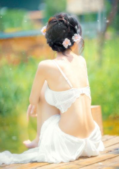 成人区精品日韩一区二区婷婷_DVD影视在线观看